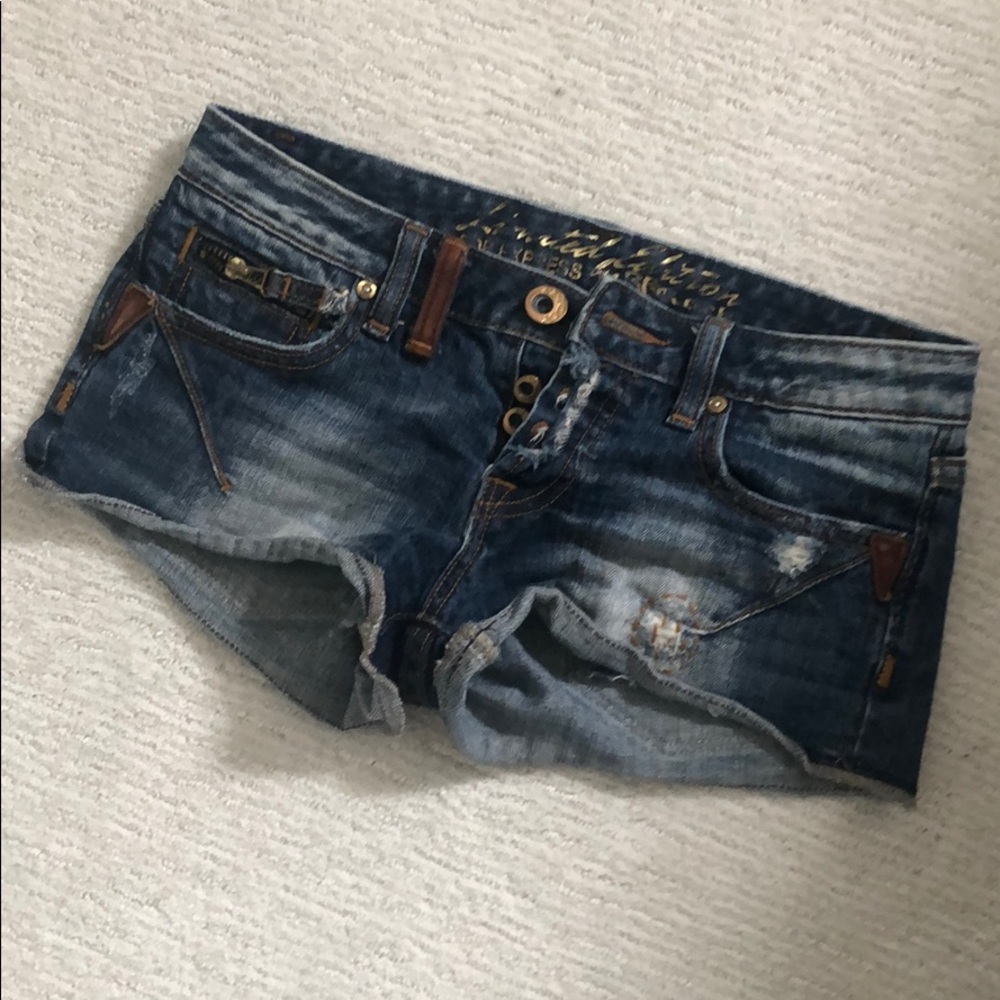 Limited Edition Express Rebel Booty Shorts size 0